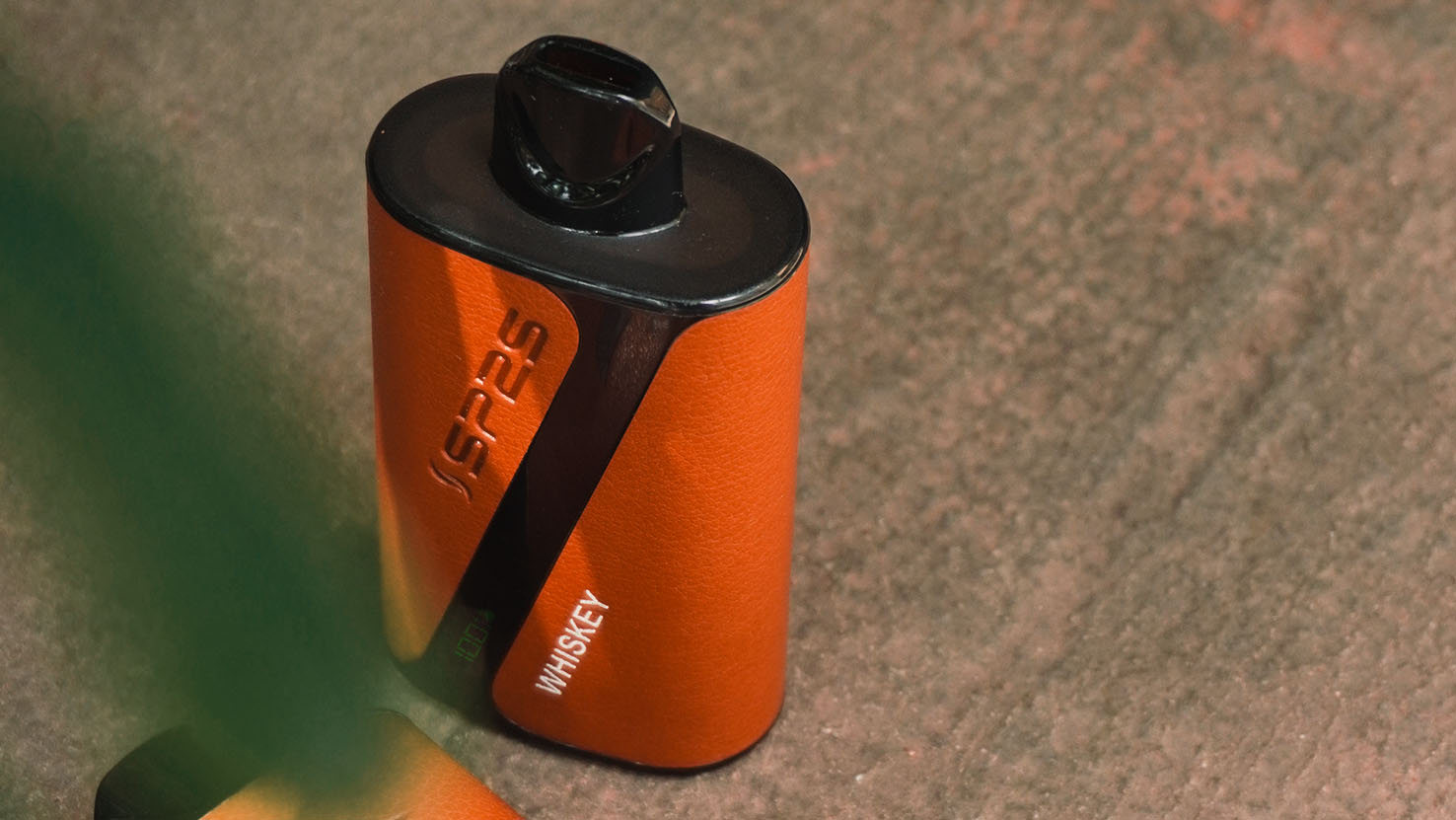 SP2S DELUXE Whiskey Disposable Vape, Premium Orange Leather Texture, Luxury Portable E‑Cigarette